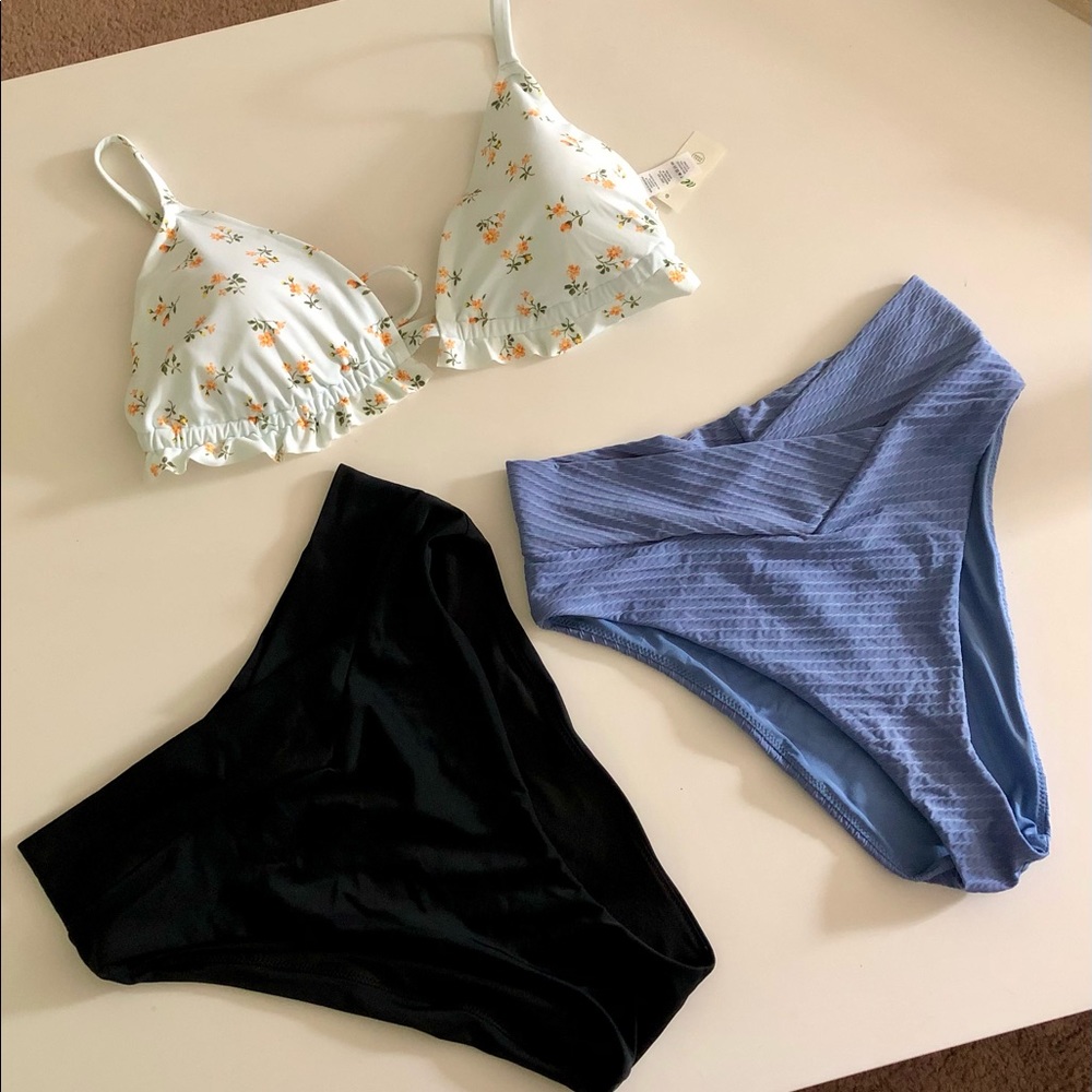 Aerie Bikini bundle set. High waisted crossover cheeky bottoms, triangle ruffle